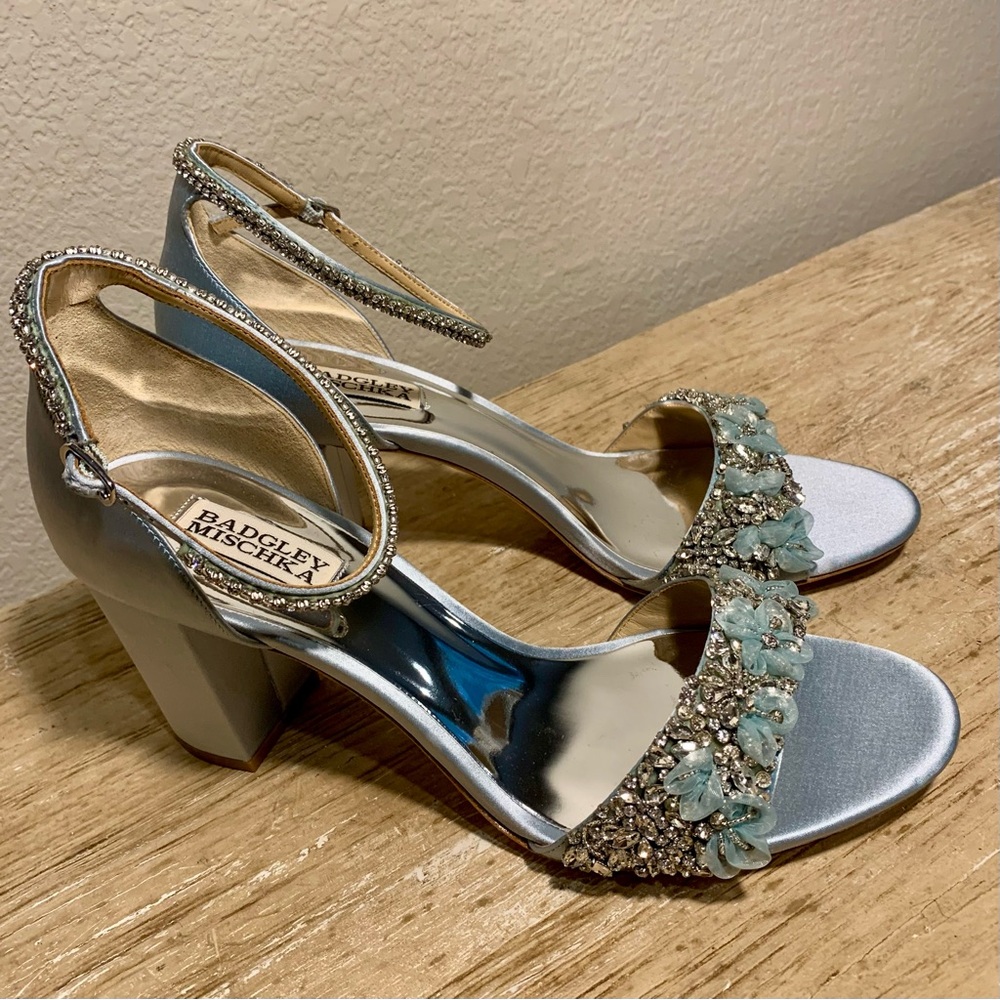 Badgley Mischka Blue Satin Block Heel Sandals – Size 10 Wedding Party Formal - Picture 5 of 13